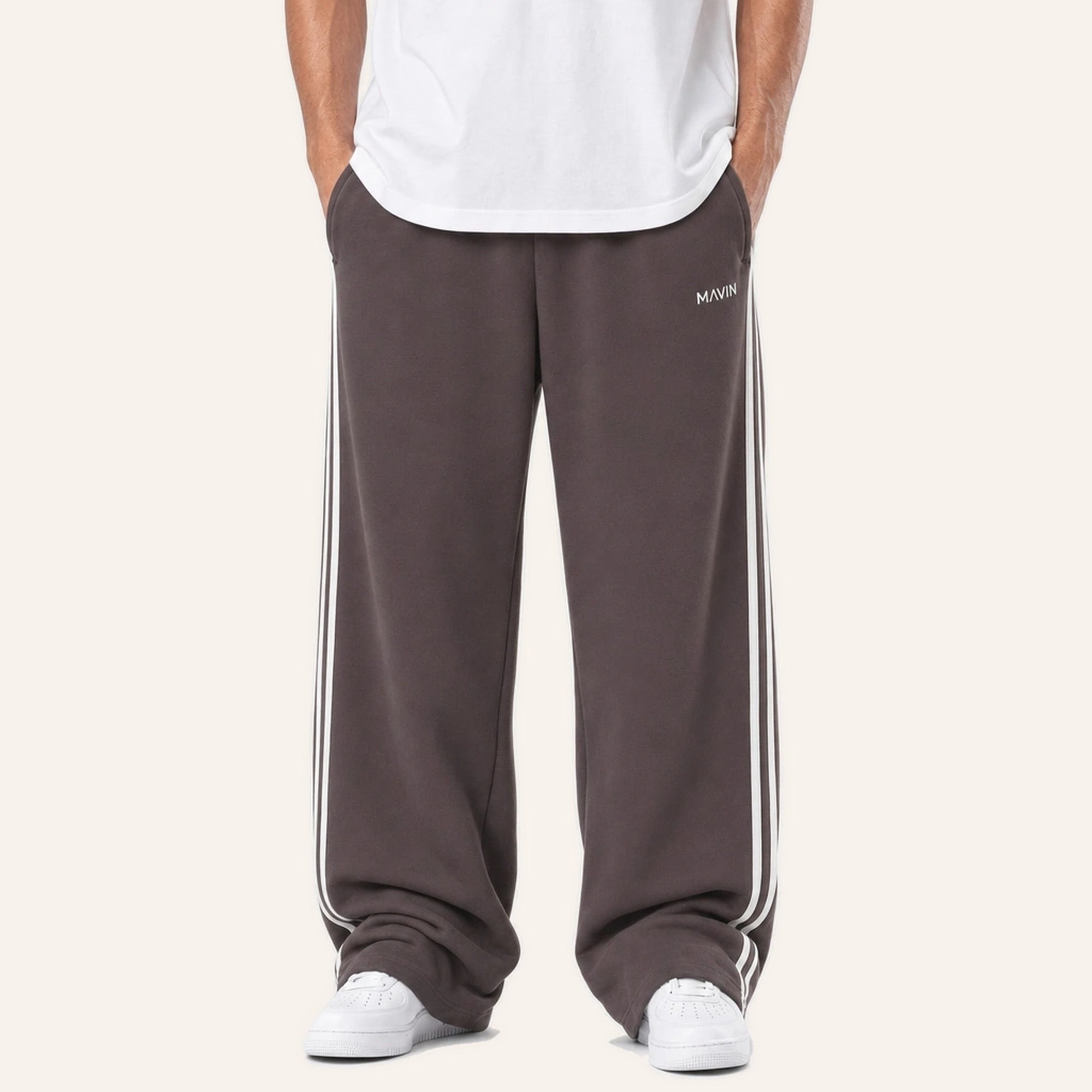 Essential Stripe Sweatpants