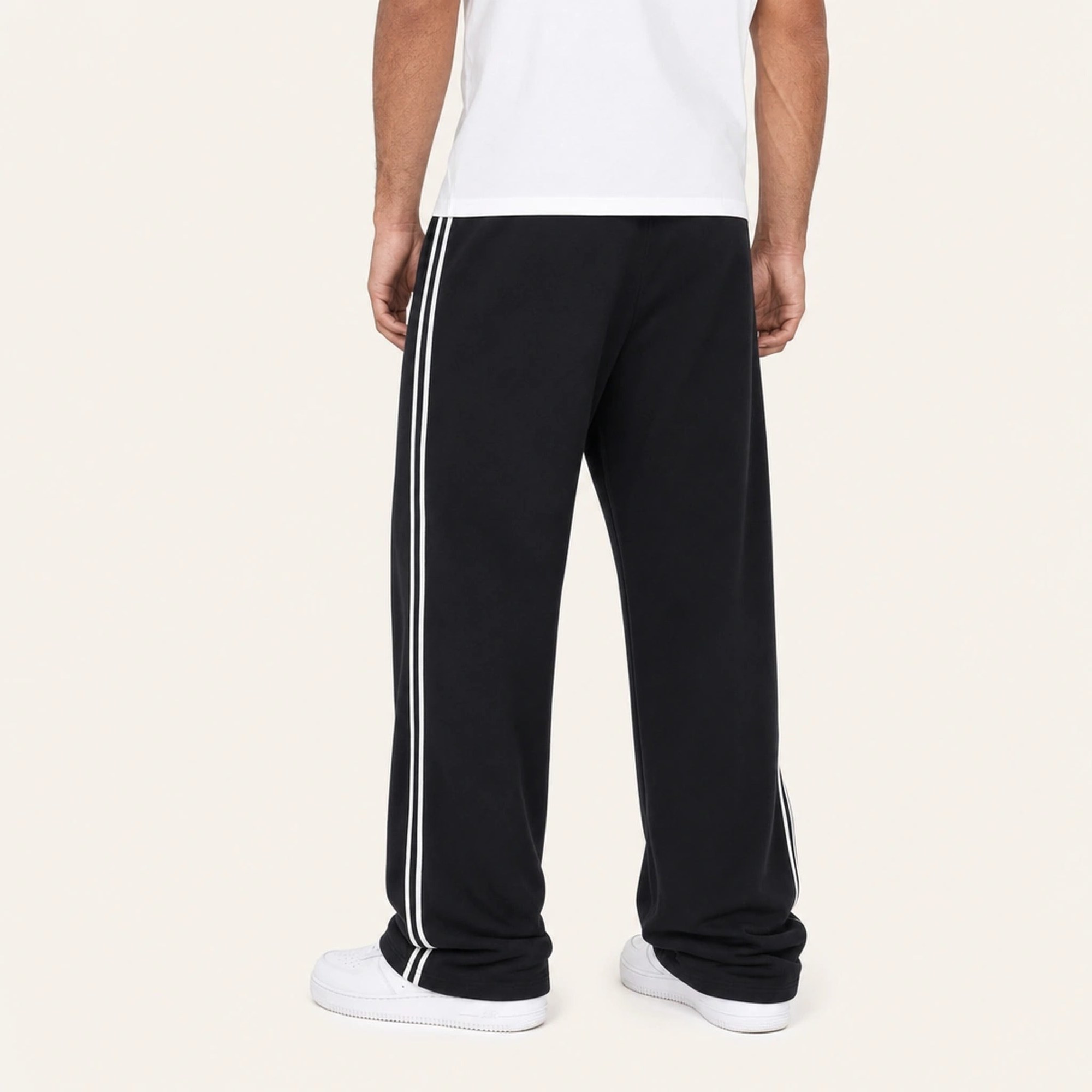 Essential Stripe Sweatpants